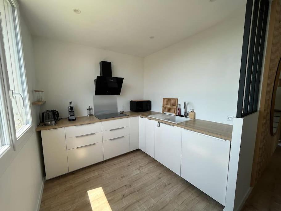 Appartement Le Calme - Design - Vue Panoramique Sur La Saone à Caluire-et-Cuire Extérieur photo