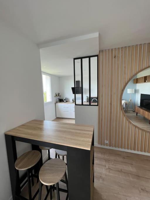 Appartement Le Calme - Design - Vue Panoramique Sur La Saone à Caluire-et-Cuire Extérieur photo